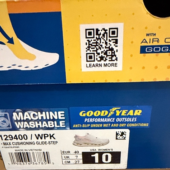 Skechers Women's White and Peach Athletic Shoes - Picture 7 of 8